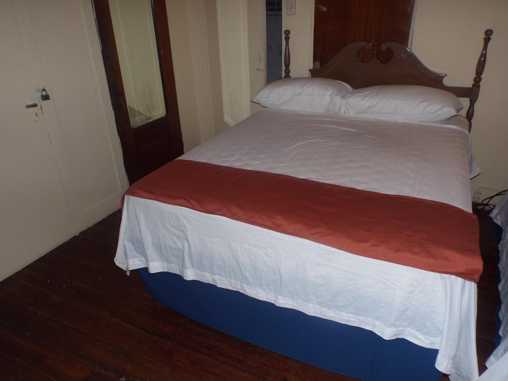 Tropical Court Inn New คิงส์ตัน ห้อง รูปภาพ