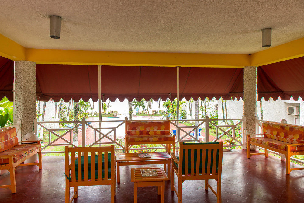 Tropical Court Inn New คิงส์ตัน ภายนอก รูปภาพ
